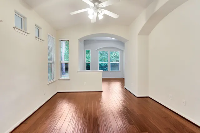 $4,300 | 31 Middle Gate Place, The Woodlands, TX 77382