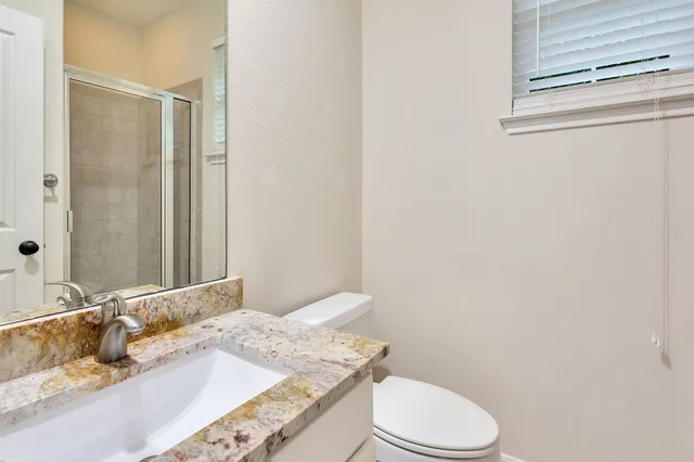 $4,300 | 31 Middle Gate Place, The Woodlands, TX 77382