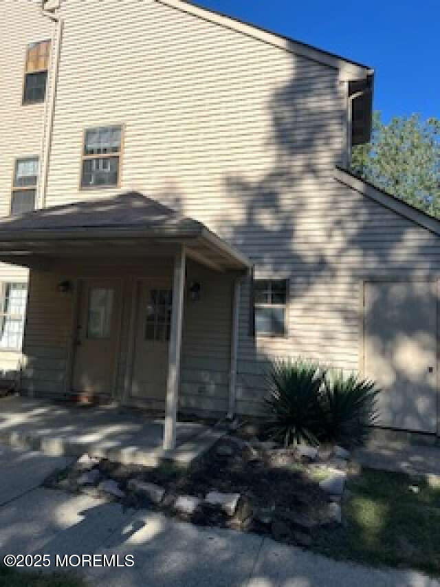 702 Goldthread Court Jackson, NJ 08527 - Photo 2 of 20 a view of a house with a yard