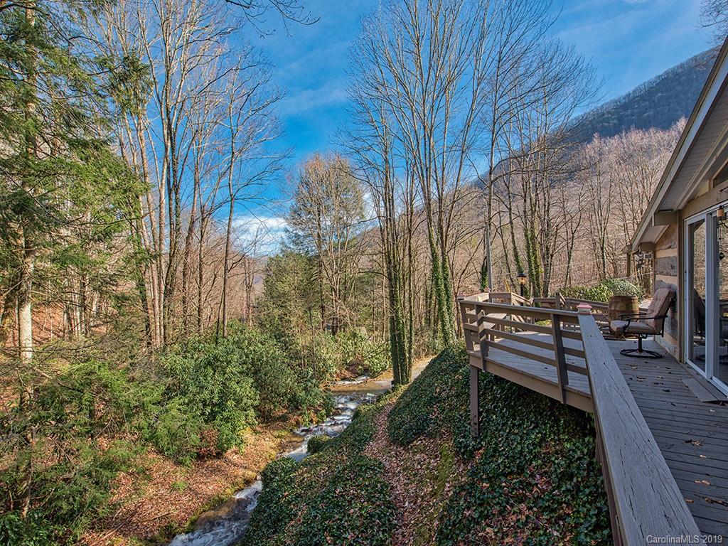 186 Wayah Zooshuga Road Maggie Valley, NC 28751 - Photo 5 of 35 Gallery Image 5