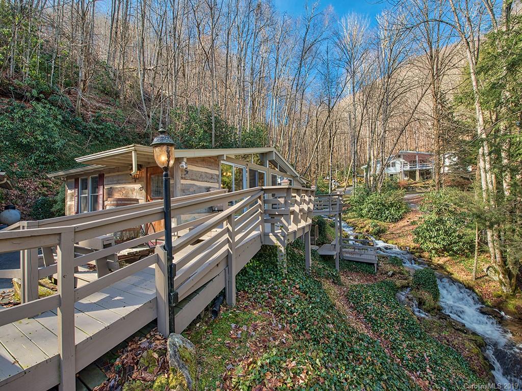 186 Wayah Zooshuga Road Maggie Valley, NC 28751 - Photo 6 of 35 Gallery Image 6