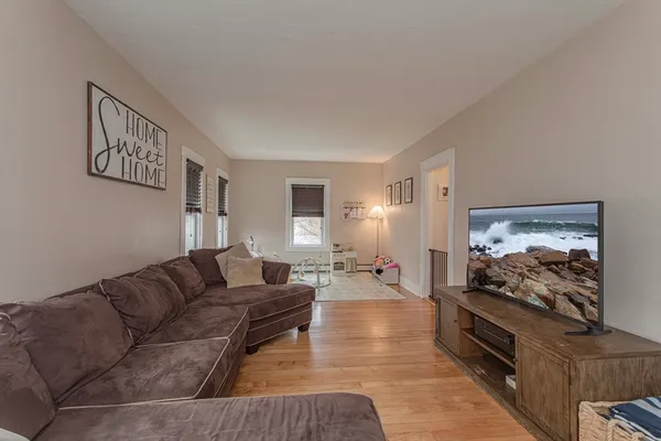$529,900 | 430 Main Street, Bridgewater, MA 02324