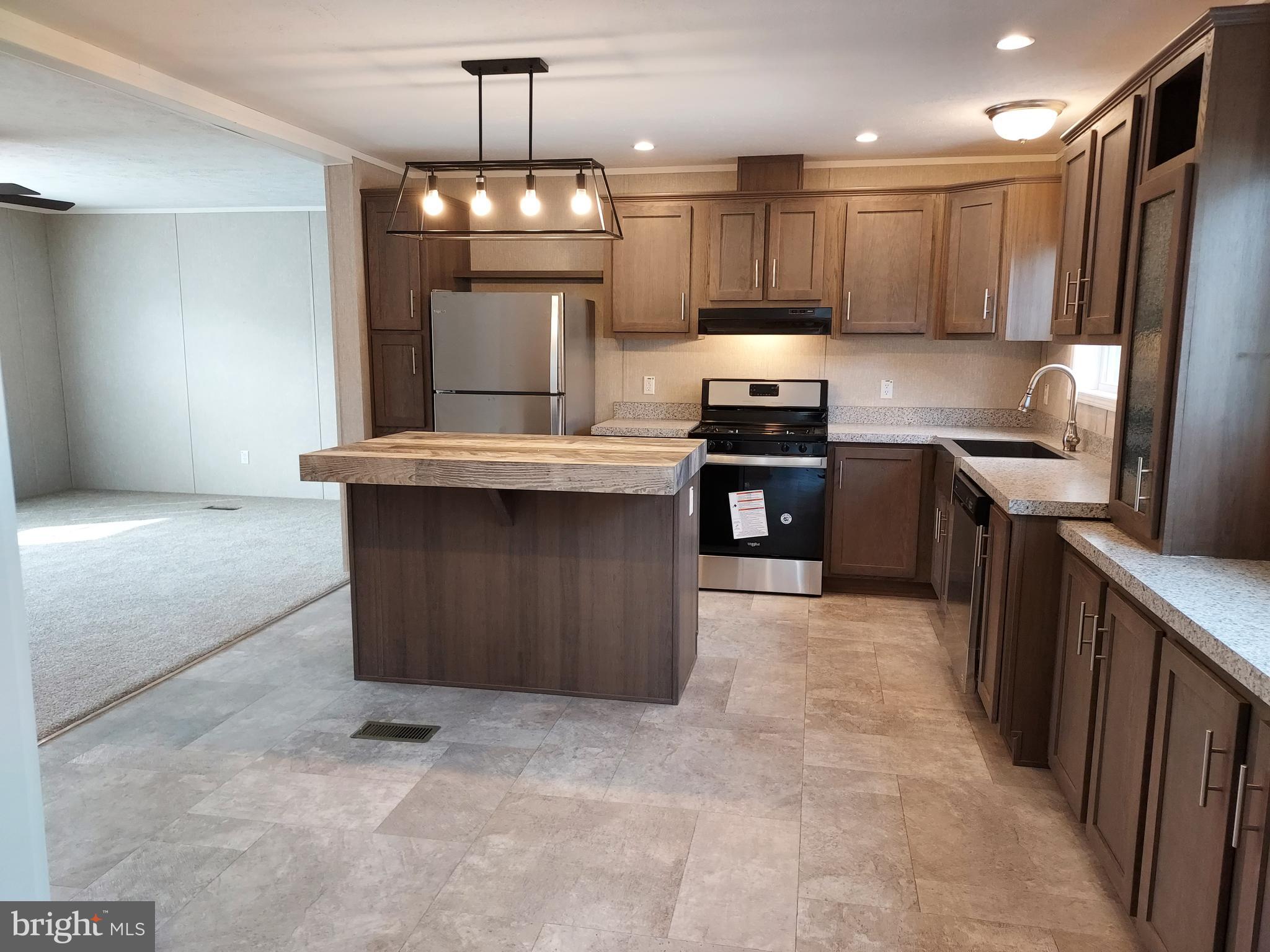 3590 Mobile Road Harrisburg, PA 17109 - Photo 8 of 18 Gallery Image 8