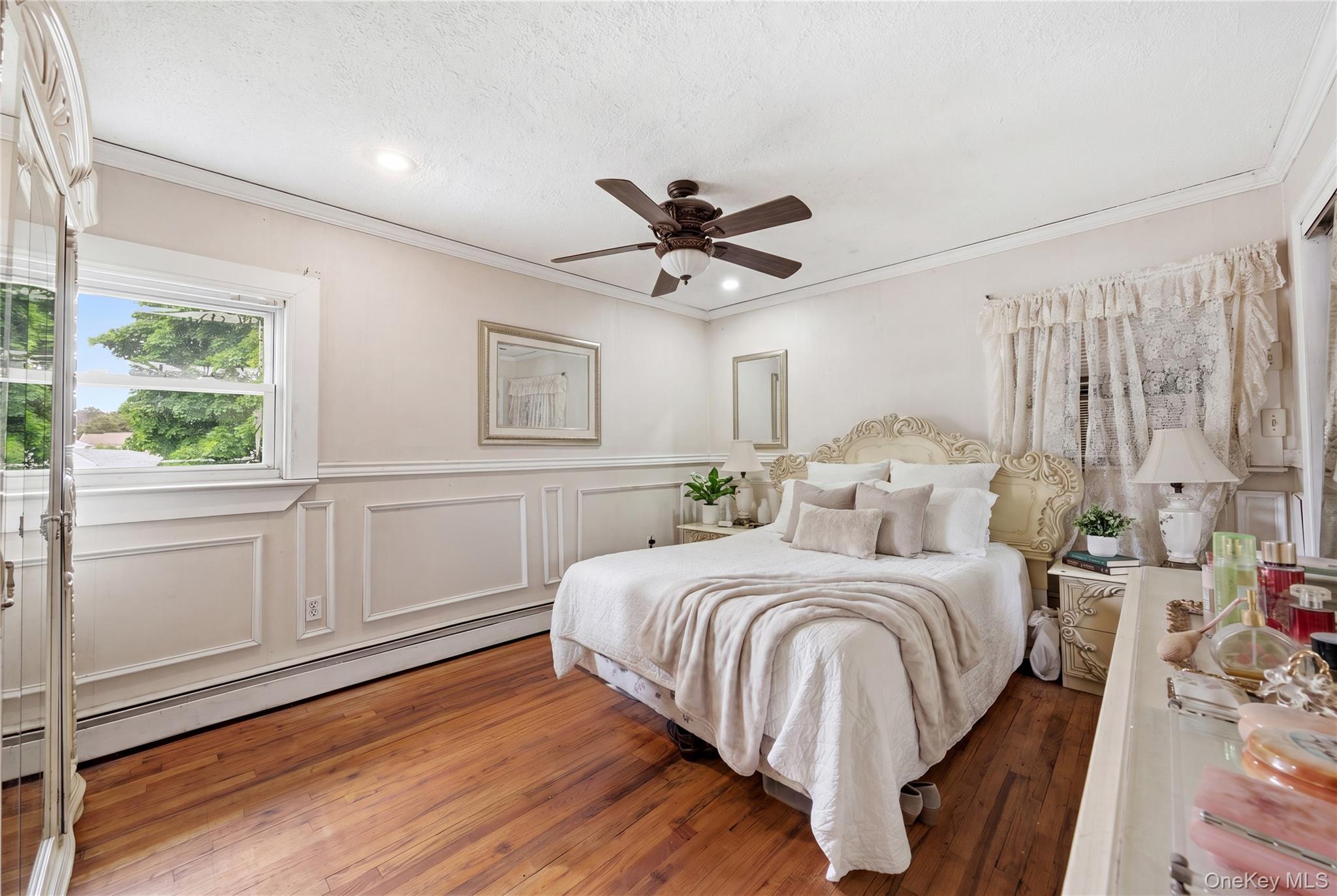 175 Candlewood Road Bay Shore, NY 11706 - Photo 15 of 26 bedroom 3