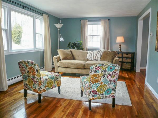 112 Cedar Road Holden, MA 01520 - Photo 4 of 23 Gallery Image 4
