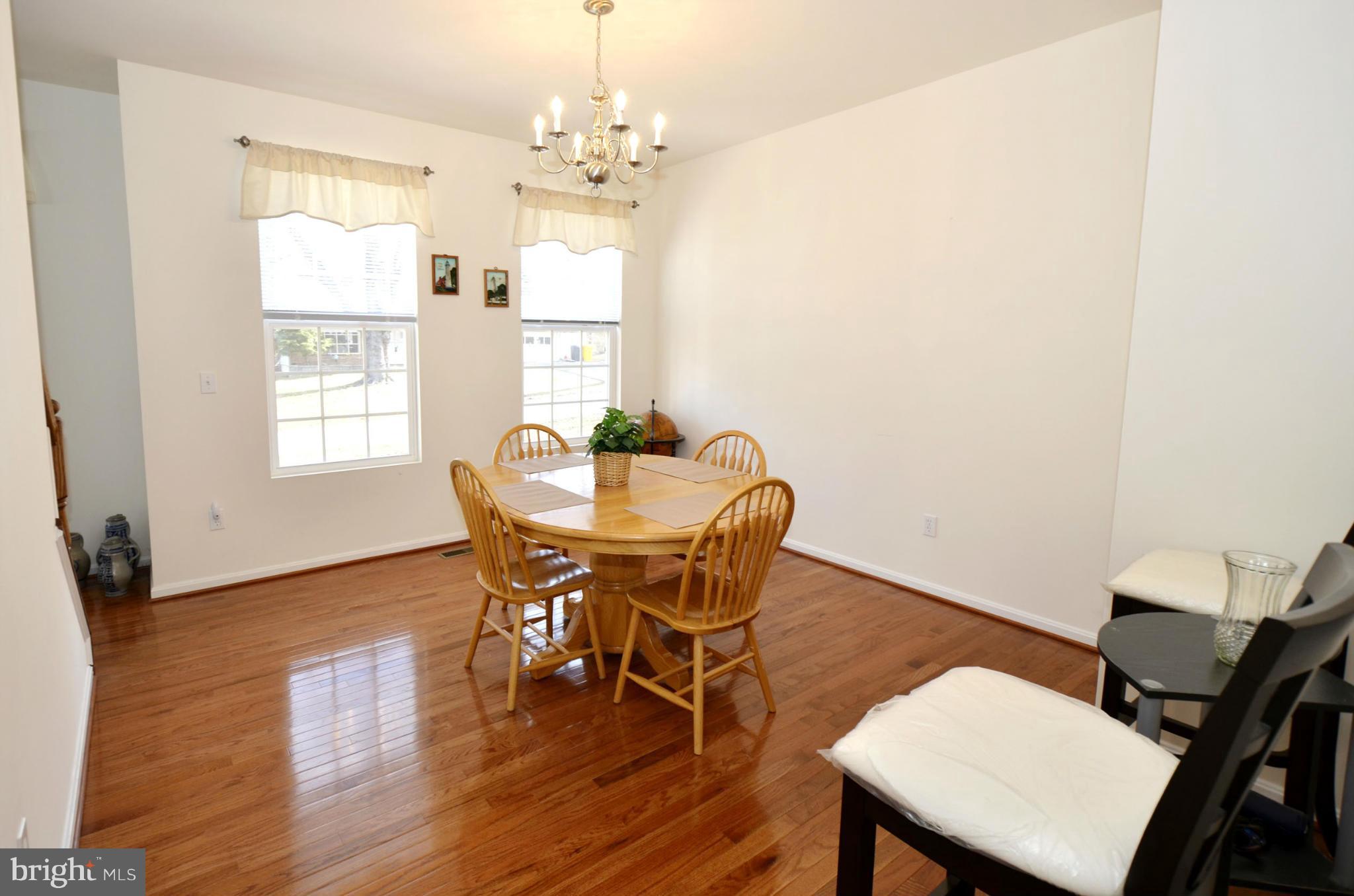 1511 Lee Way Edgewater, MD 21037 - Photo 13 of 30 Dining Room
