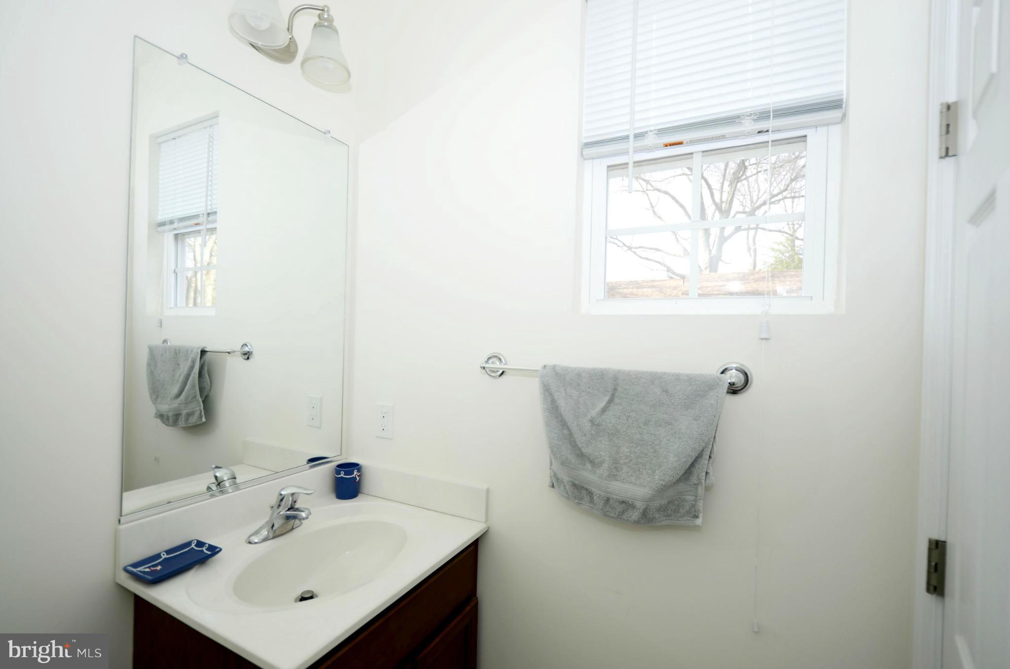 1511 Lee Way Edgewater, MD 21037 - Photo 15 of 30 Half Bath