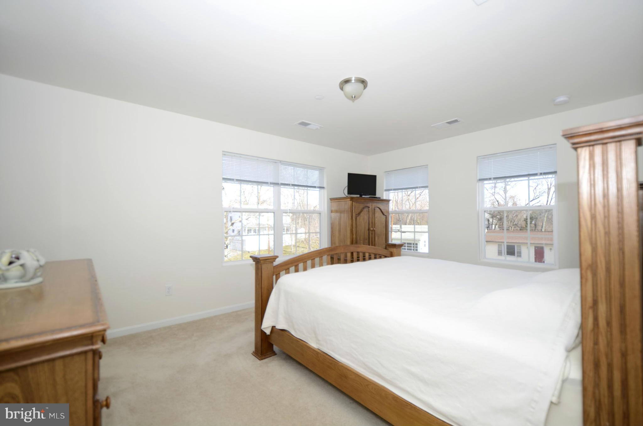 1511 Lee Way Edgewater, MD 21037 - Photo 17 of 30 Bedroom (Master)