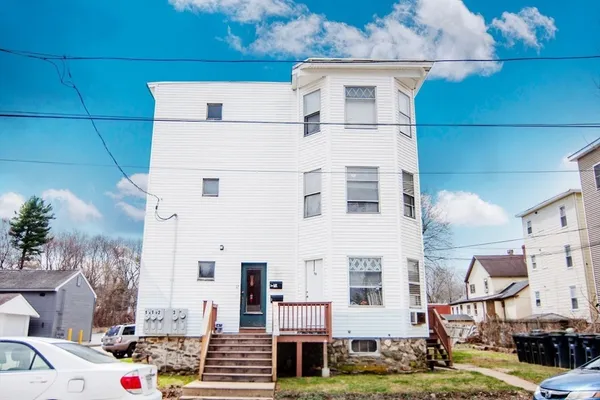 $629,000 | 12 Cohasse Street, Southbridge, MA 01550
