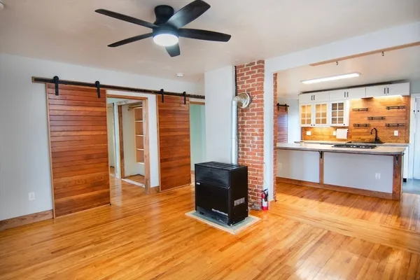 $629,000 | 12 Cohasse Street, Southbridge, MA 01550