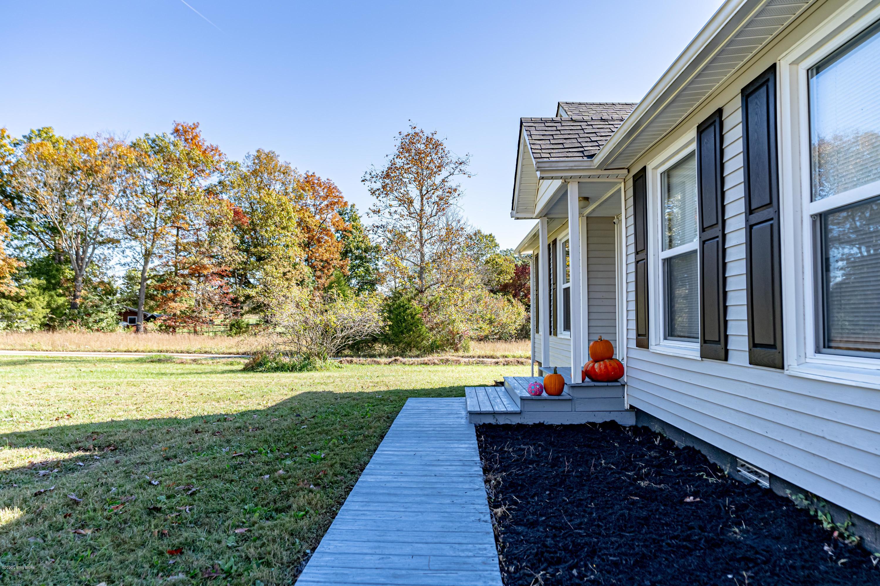 1023 Byrtle Grove Road Leitchfield, KY 42754 - Photo 6 of 36 DSC05071