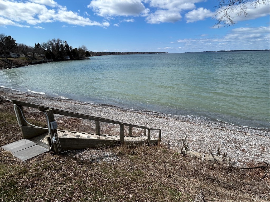 32877 State Rte Cape Cape Vincent, NY 13618 - Photo 13 of 42 Private beach