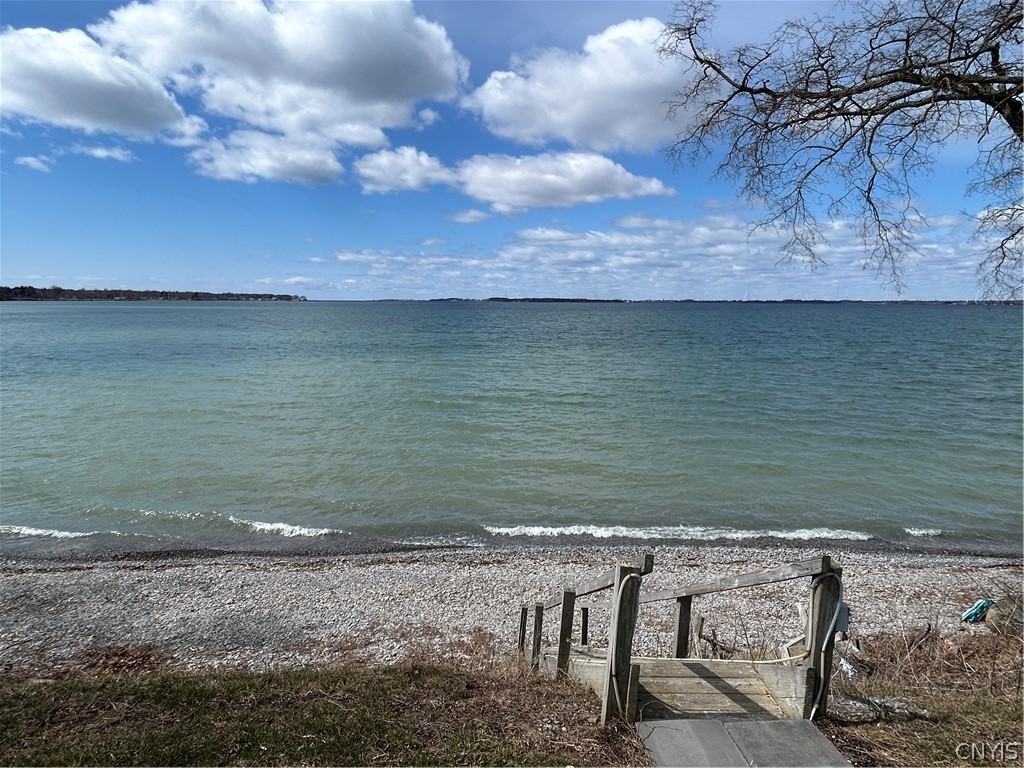 32877 State Rte Cape Cape Vincent, NY 13618 - Photo 14 of 42 Private beach