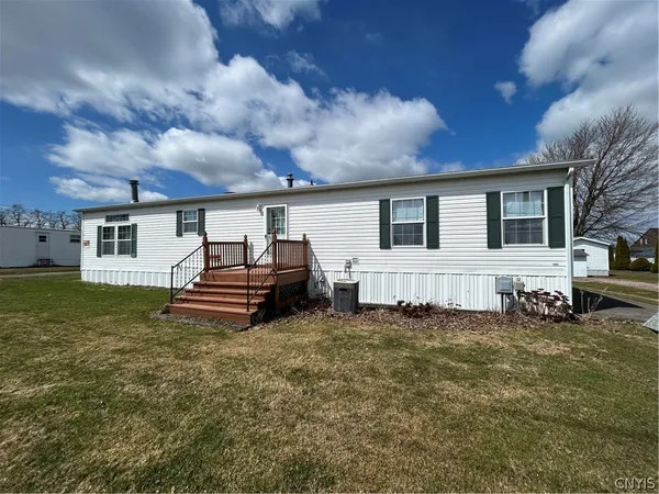 $79,990 | 32877 State Rte Cape, Cape Vincent, NY 13618