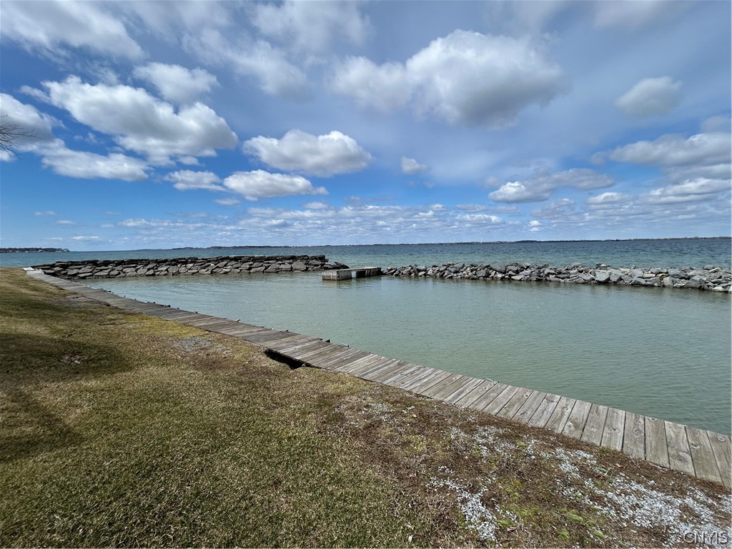 32877 State Rte Cape Cape Vincent, NY 13618 - Photo 10 of 42 Boat slips