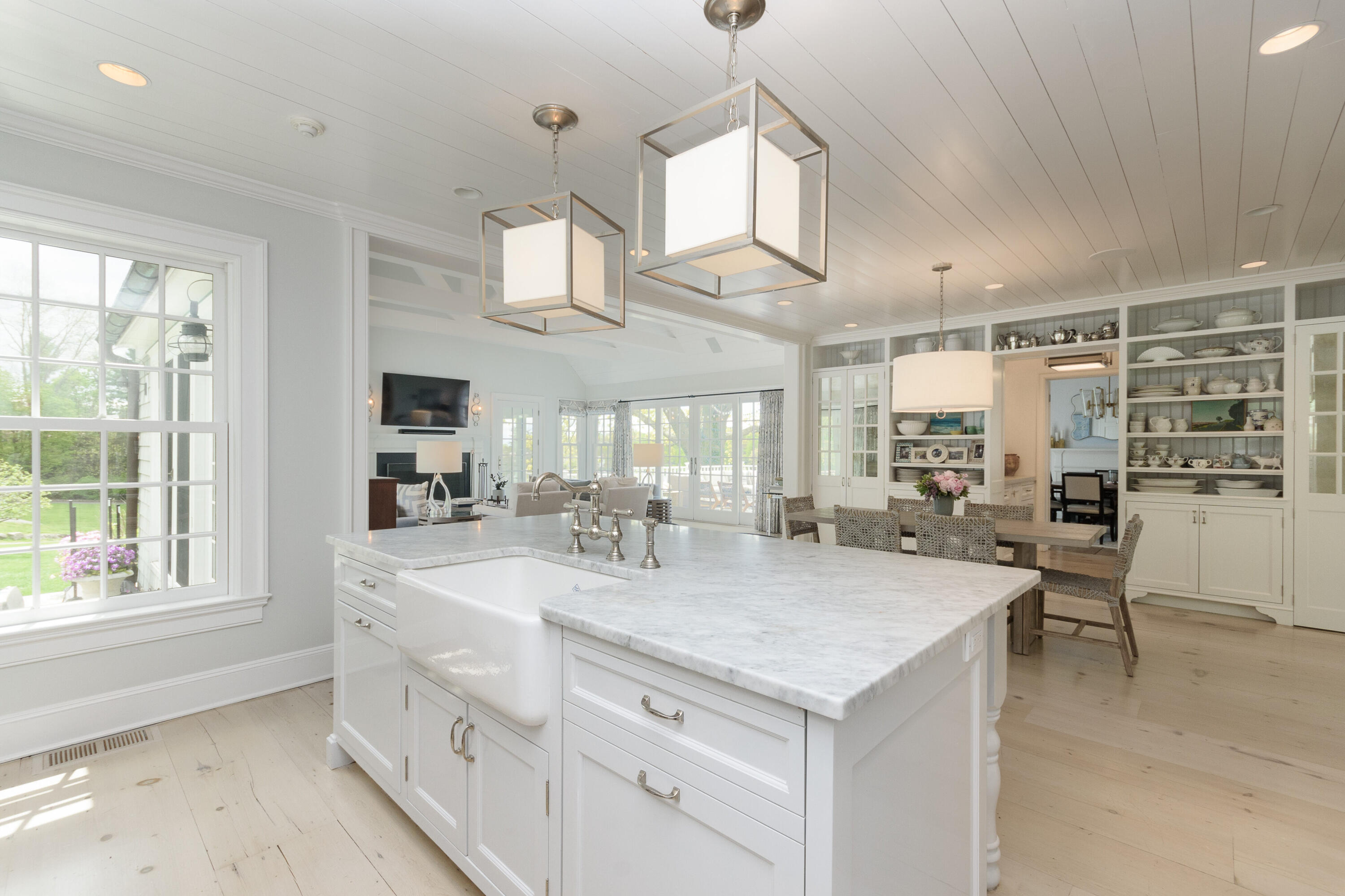 118 Goodwives River Road Darien, CT 06820 - Photo 14 of 68 118 Goodwives River Rd Darien-print-023-