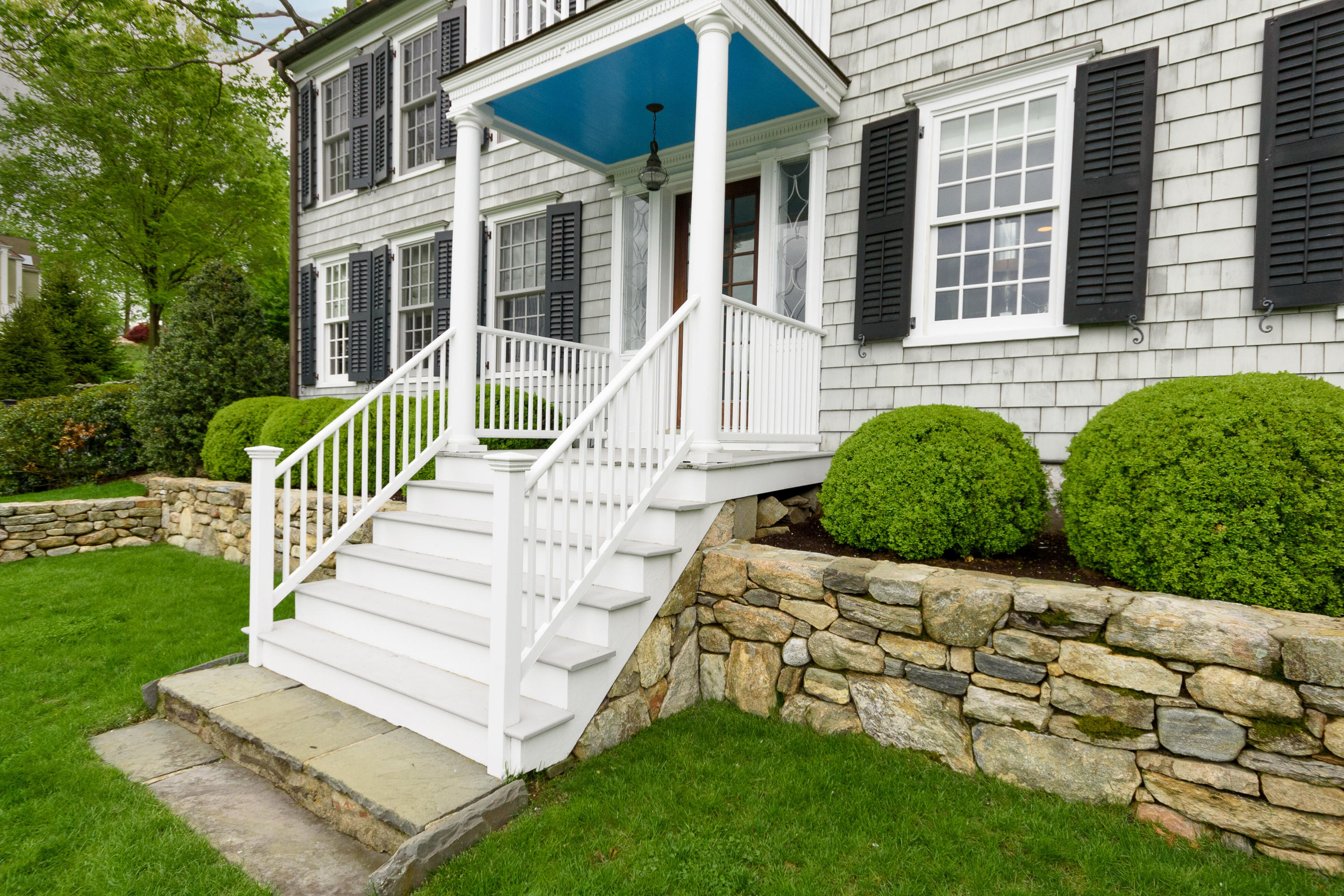 118 Goodwives River Road Darien, CT 06820 - Photo 5 of 68 118 Goodwives River Rd Darien-print-008-