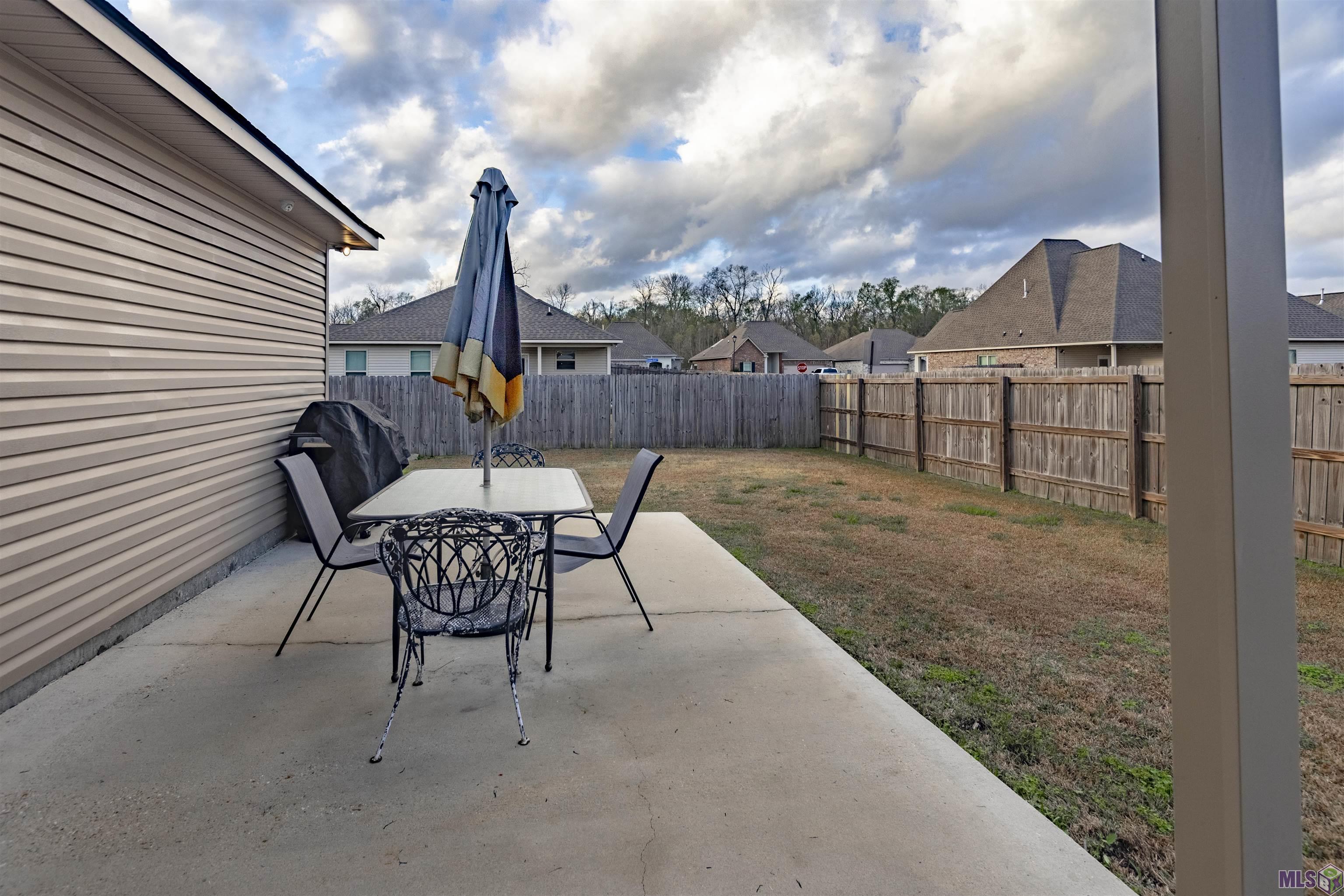 1202 Rustic Pine Drive Baton Rouge, LA 70820 - Photo 19 of 21 Gallery Image 19