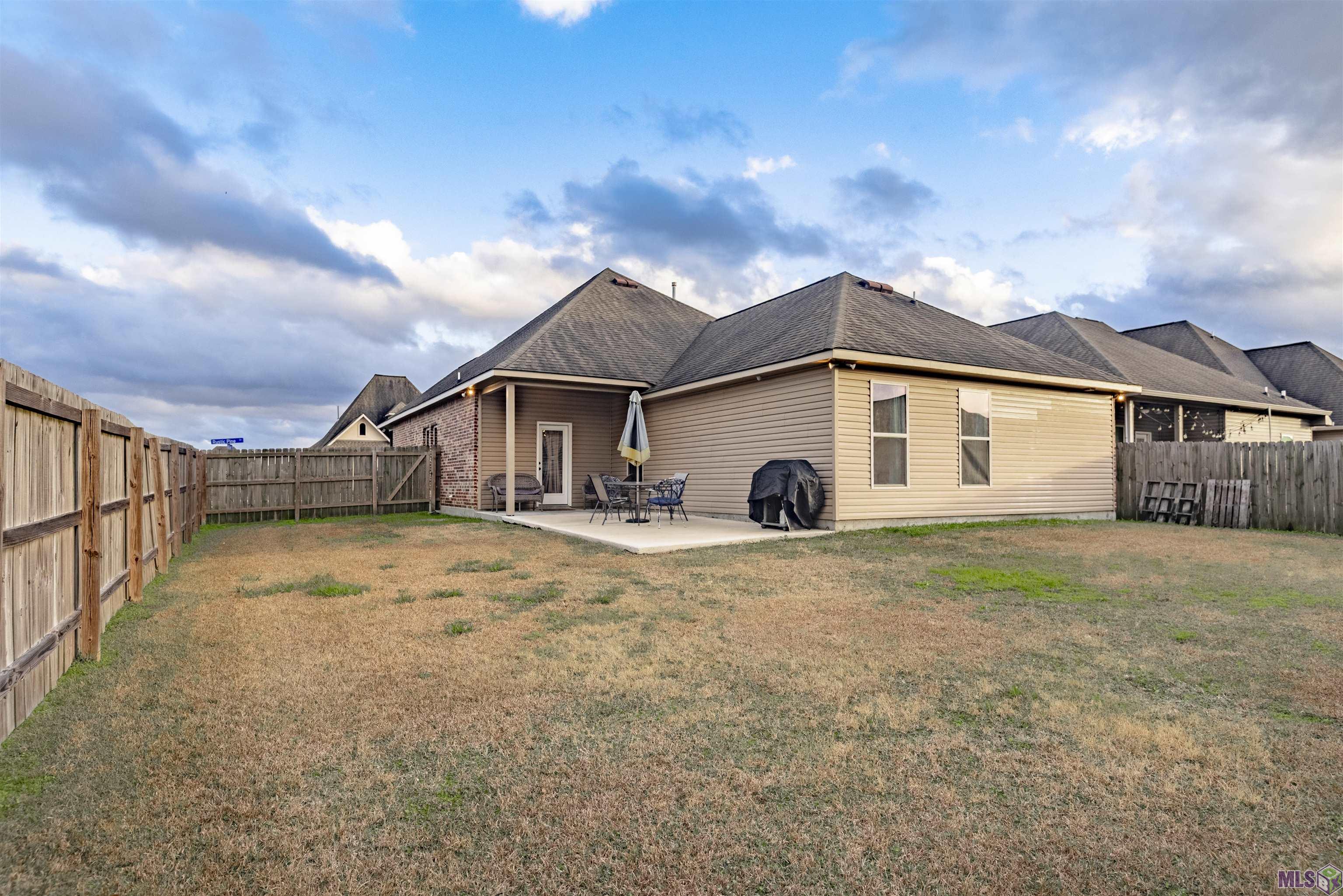 1202 Rustic Pine Drive Baton Rouge, LA 70820 - Photo 20 of 21 Gallery Image 20