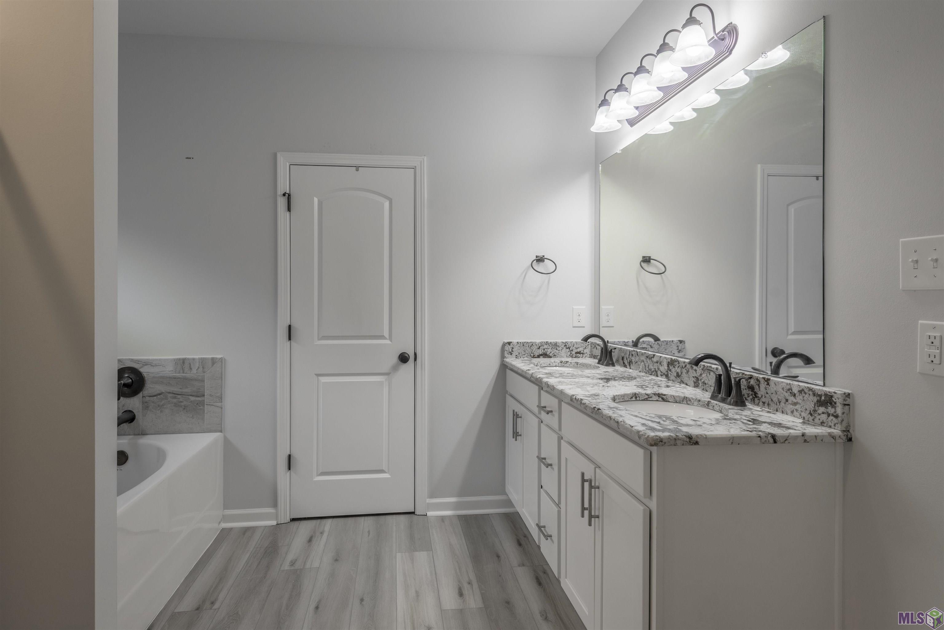 1202 Rustic Pine Drive Baton Rouge, LA 70820 - Photo 6 of 21 Gallery Image 6