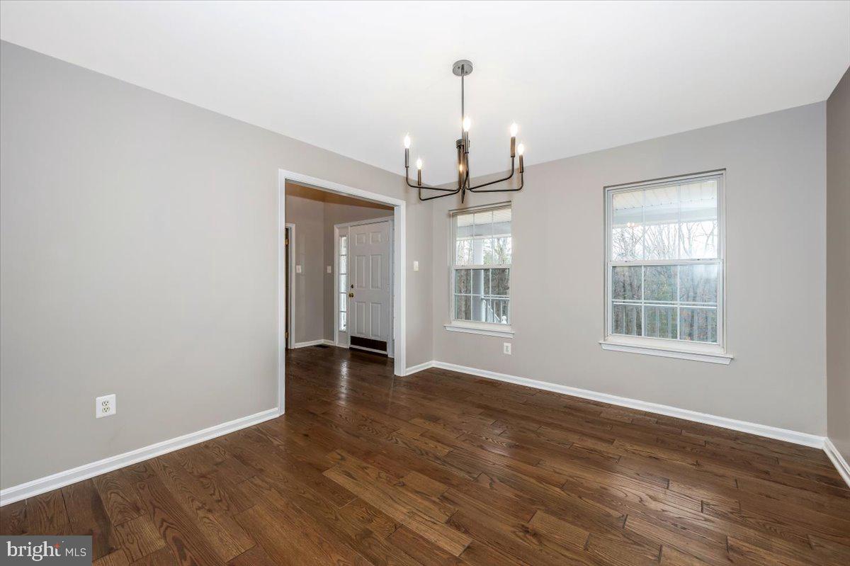 7740 Talbot Run Road Mount Airy, MD 21771 - Photo 19 of 78 Dining Room