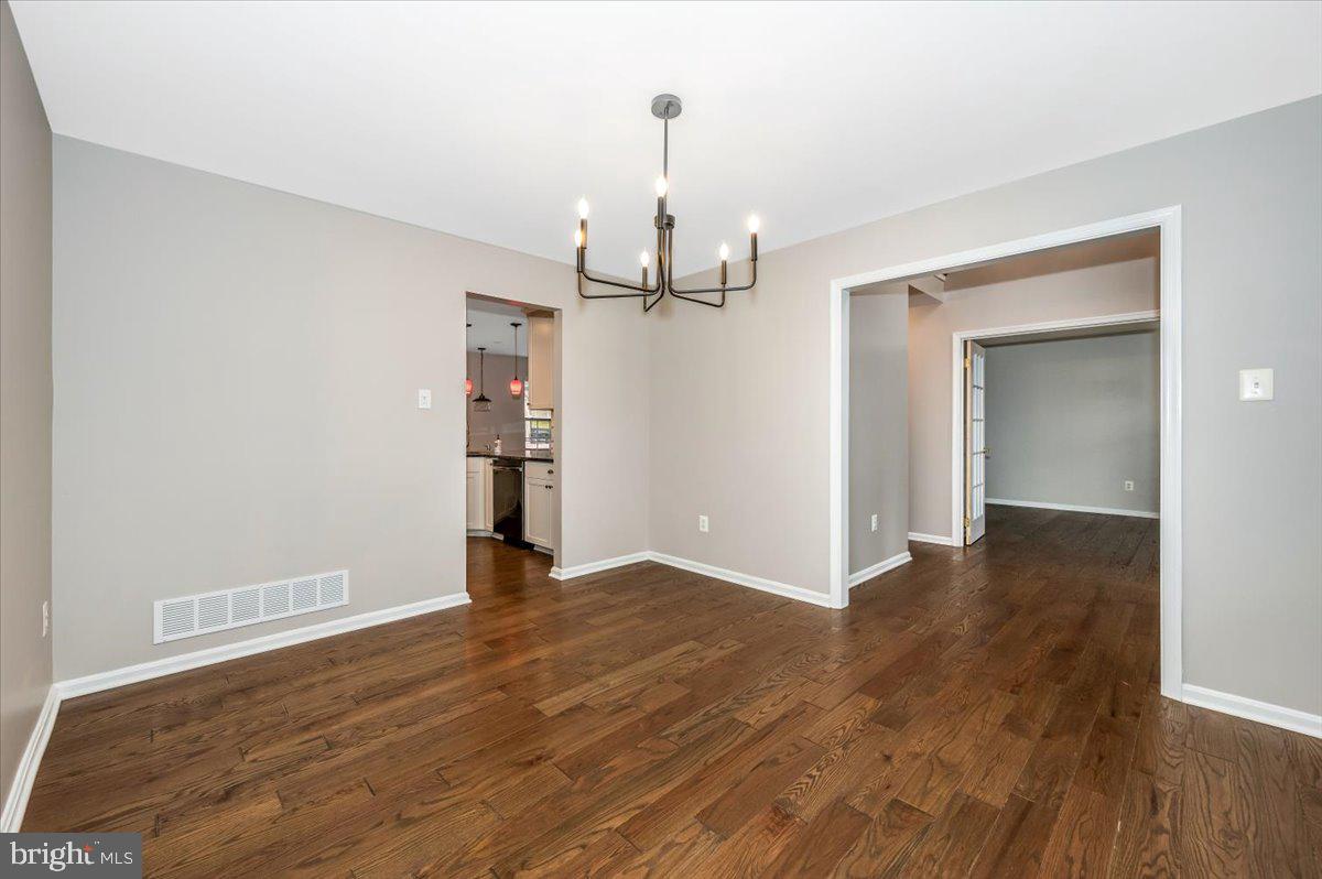 7740 Talbot Run Road Mount Airy, MD 21771 - Photo 20 of 78 Dining Room