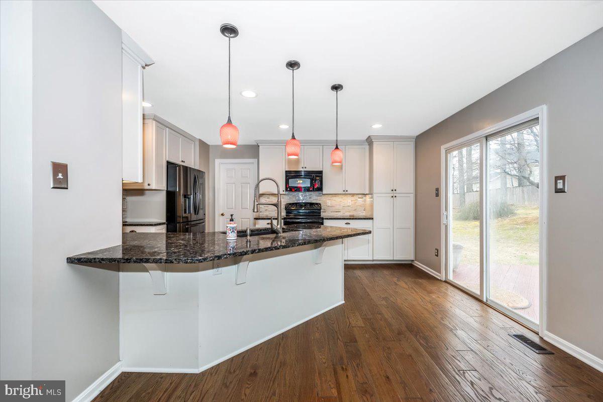 7740 Talbot Run Road Mount Airy, MD 21771 - Photo 21 of 78 Kitchen