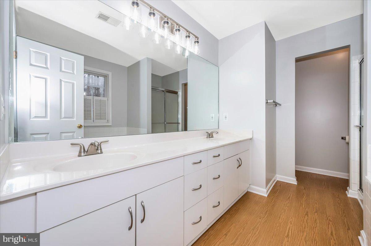 7740 Talbot Run Road Mount Airy, MD 21771 - Photo 44 of 78 Primary Bathroom