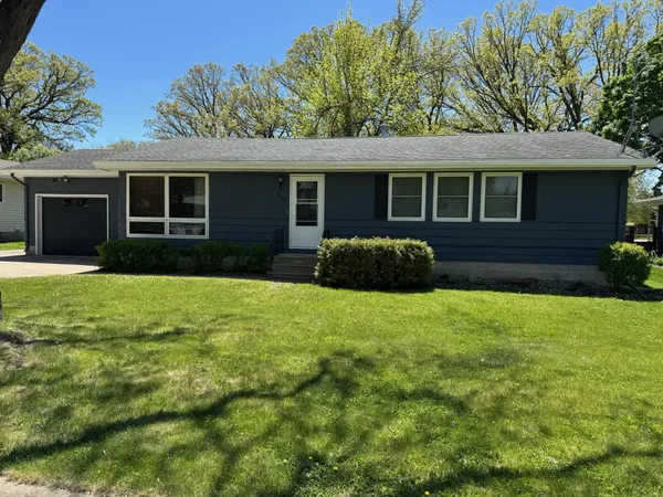 $239,900 | 204 Fredrick Drive, Albert Lea, MN 56007