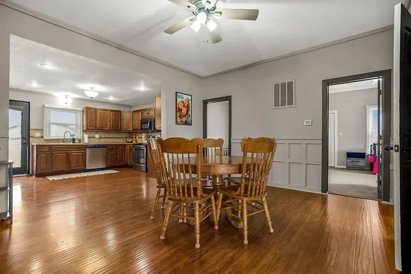 $270,000 | 200 West 2nd Street, Garden City, MO 64747