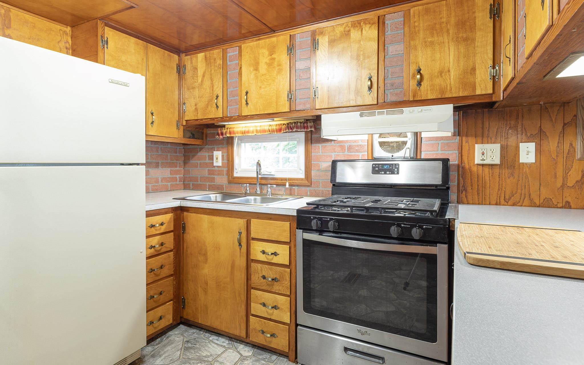 37 Branch Road Keene, NH 03431 - Photo 12 of 23