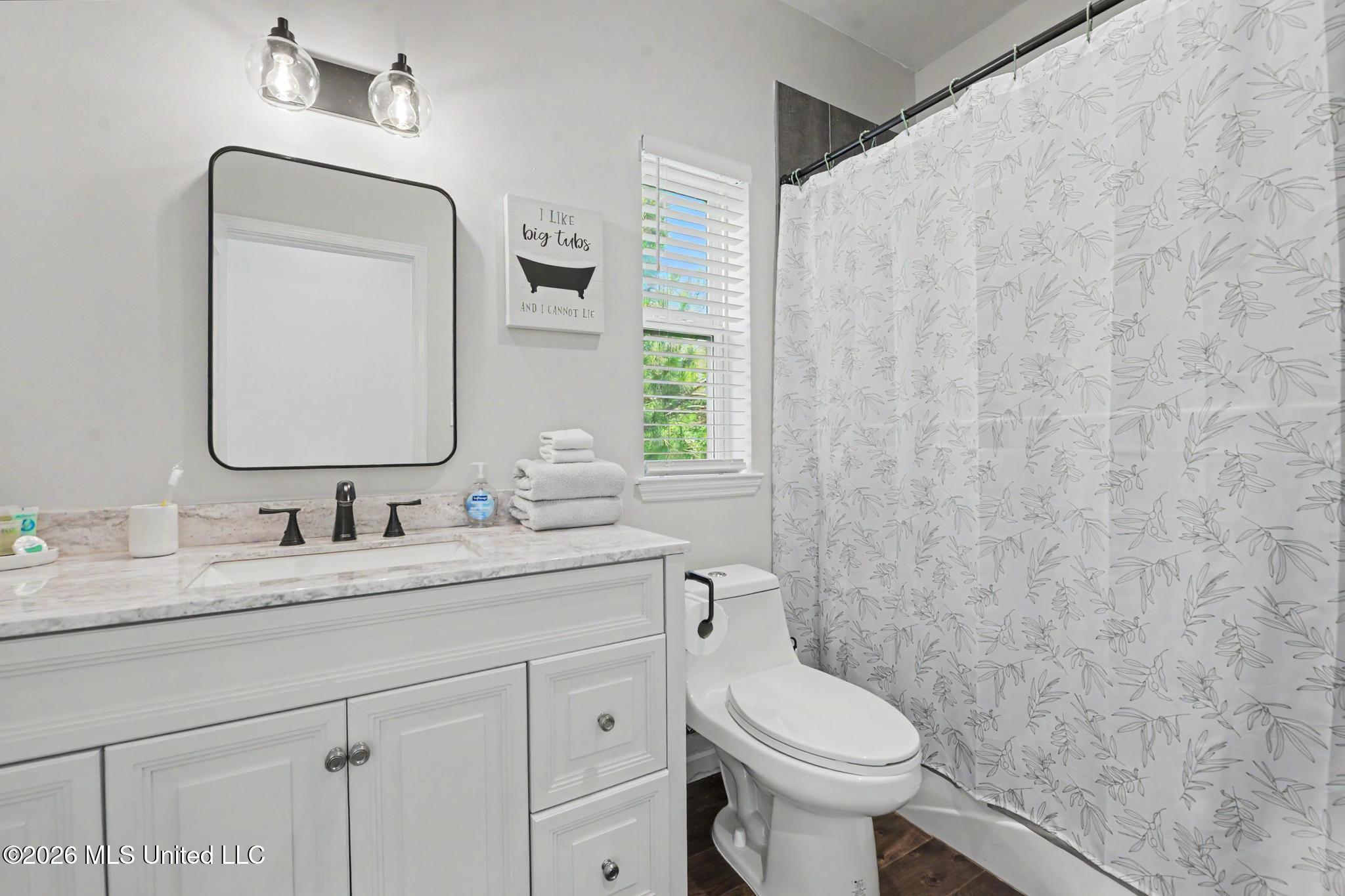 5125 East Belle Fontaine Road Ocean Springs, MS 39564 - Photo 23 of 37 022