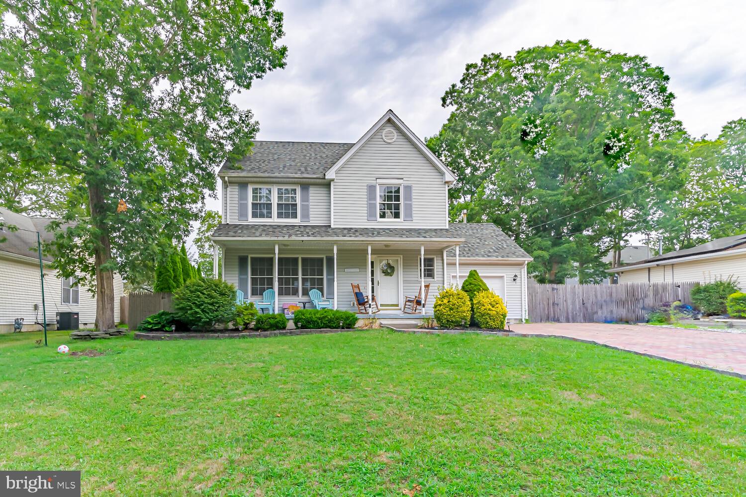 185 Stowaway Road Manahawkin, NJ 08050 - Photo 4 of 38