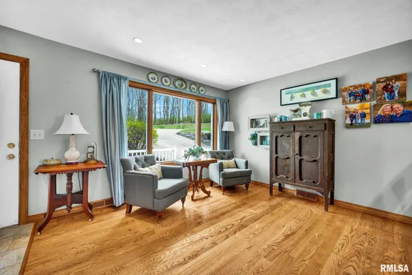 $495,000 | 495 Kramer Road, Avon, IL 61415