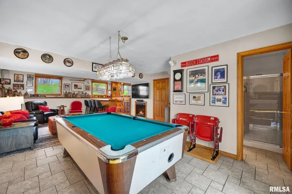 $495,000 | 495 Kramer Road, Avon, IL 61415