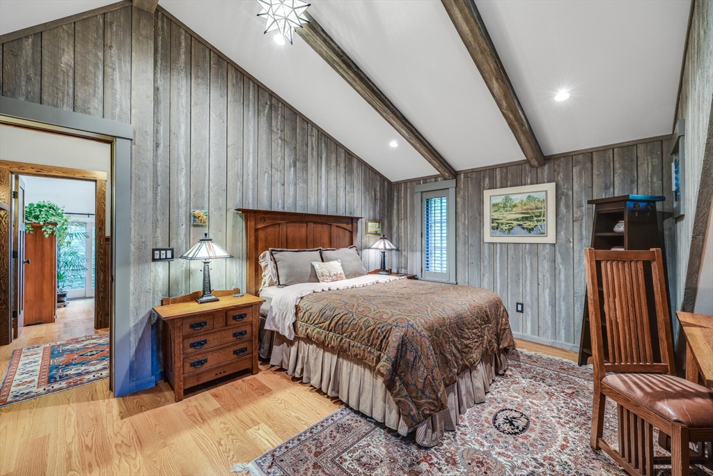 12 Somerset Road Provincetown, MA 02657 - Photo 20 of 38 Gallery Image 20