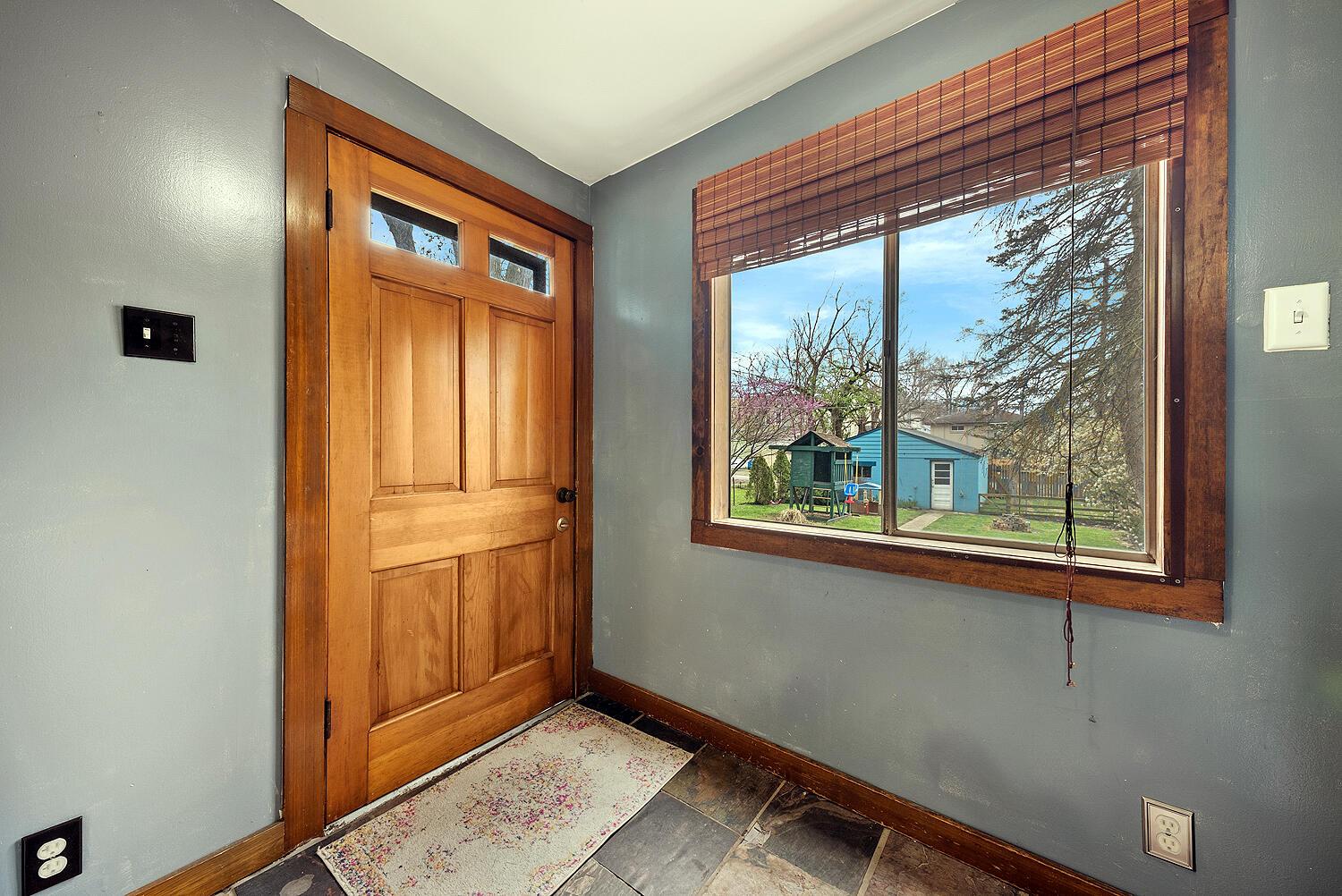 61 Brighton Road Columbus, OH 43202 - Photo 21 of 41 22 Rear Entry Door To Backyard