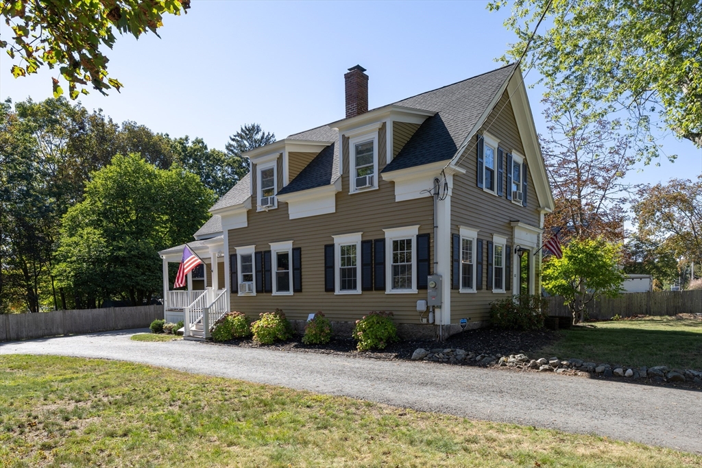 102 Centre Street Danvers, MA 01923 - Photo 1 of 41