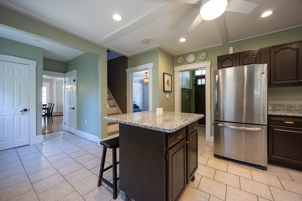 102 Centre Street Danvers, MA 01923 - Photo 11 of 41