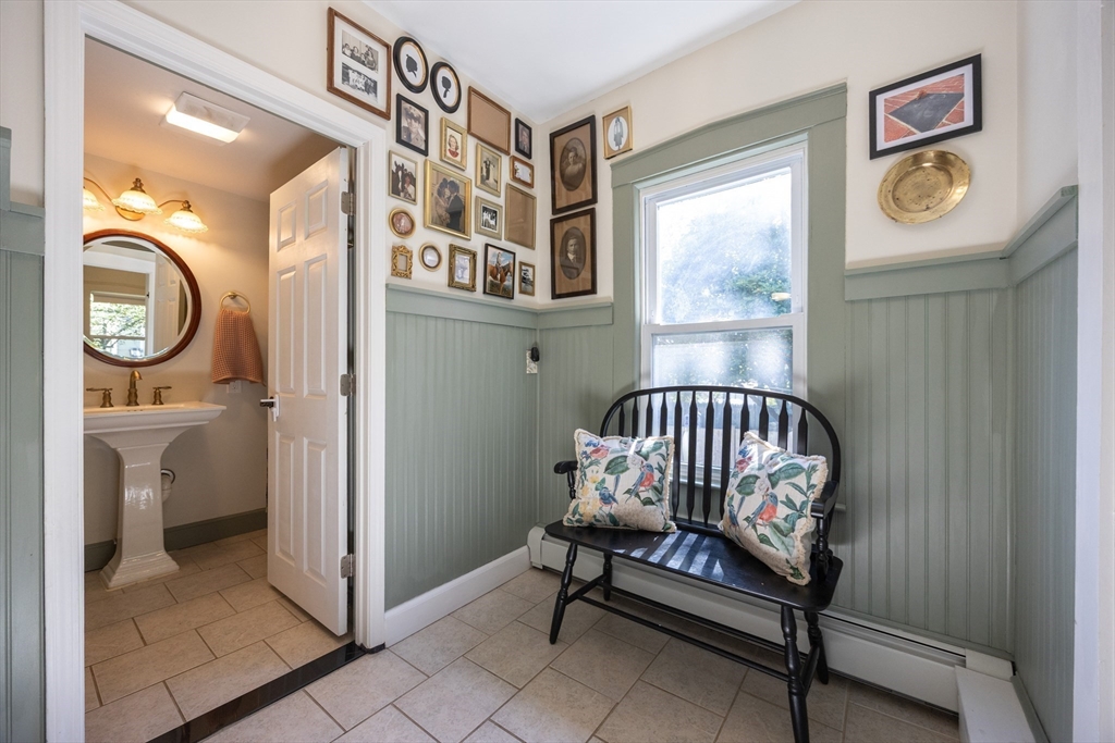 102 Centre Street Danvers, MA 01923 - Photo 16 of 41