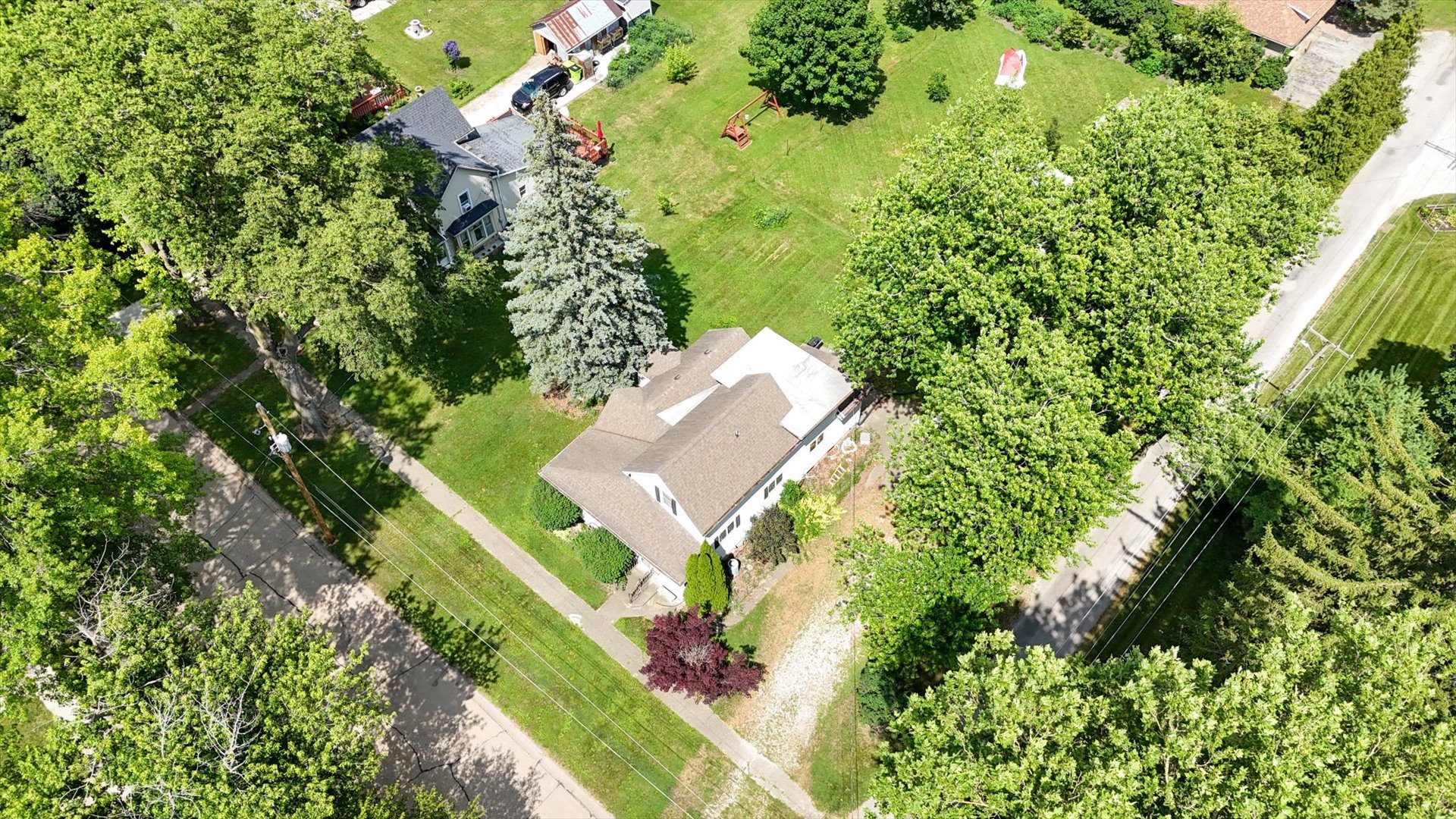 519 South 4th Street Fairbury, IL 61739 - Photo 4 of 40