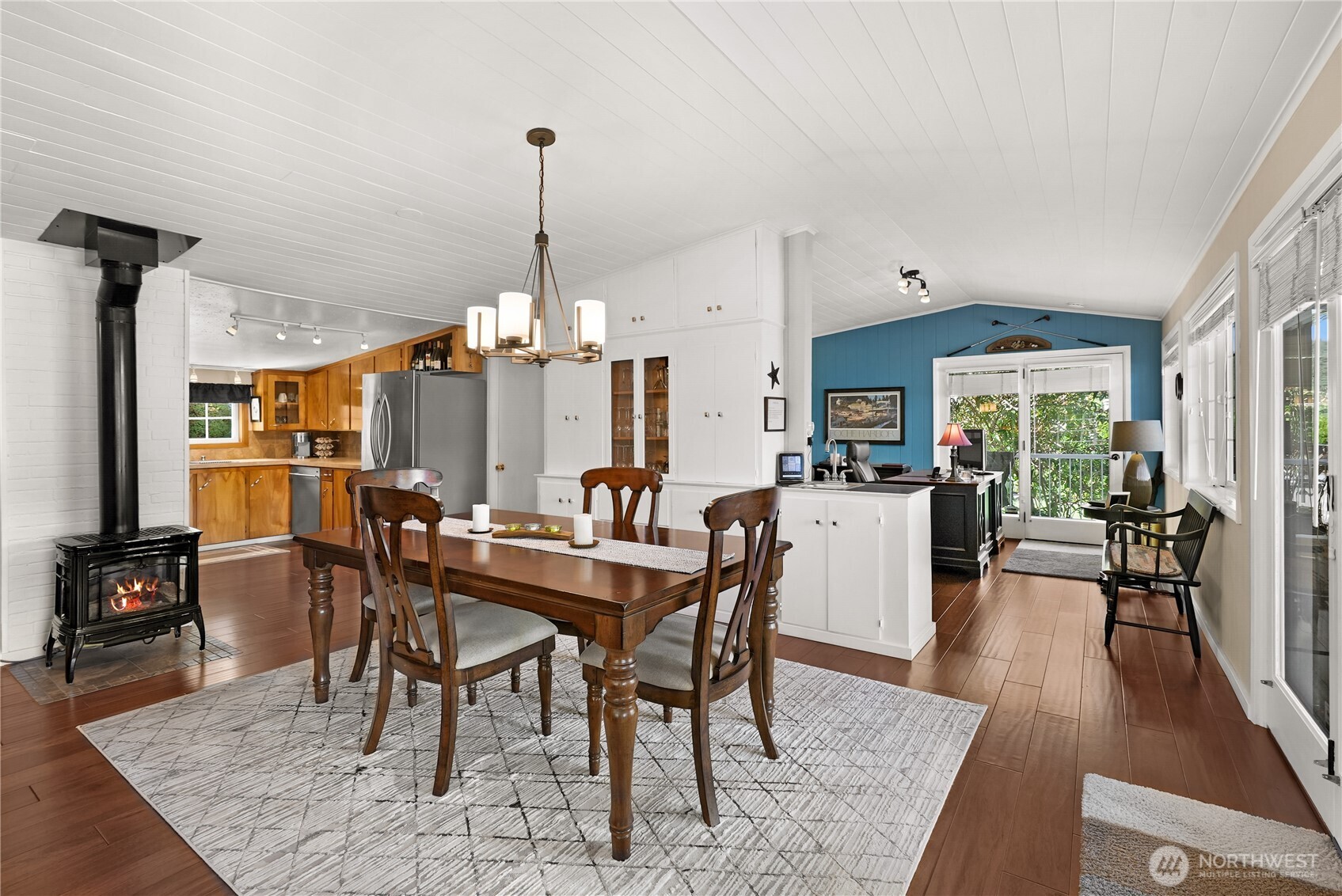 29 Northwest Lake Roesiger Road Snohomish, WA 98290 - Photo 11 of 38 a view of a dining room with furniture window and wooden floor