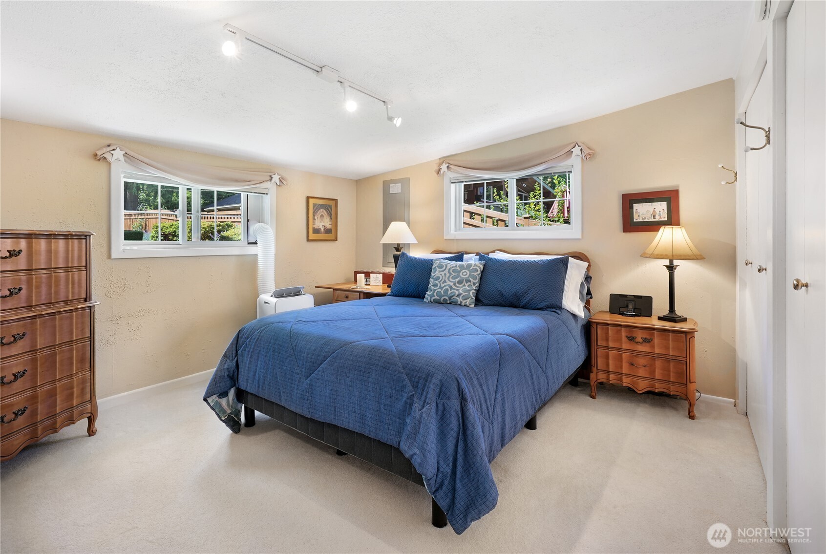 29 Northwest Lake Roesiger Road Snohomish, WA 98290 - Photo 15 of 38 a bedroom with a bed dresser and window