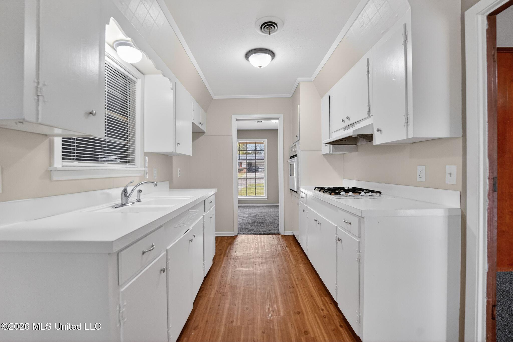 1027 Autumn Street Jackson, MS 39212 - Photo 22 of 40 22_1027_Autumn_St_Jackson_MS_39212-Kitch