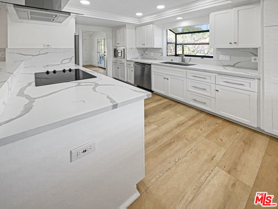 2415 Rue Le Charlene Rancho Palos Verdes, CA 90275 - Photo 18 of 67