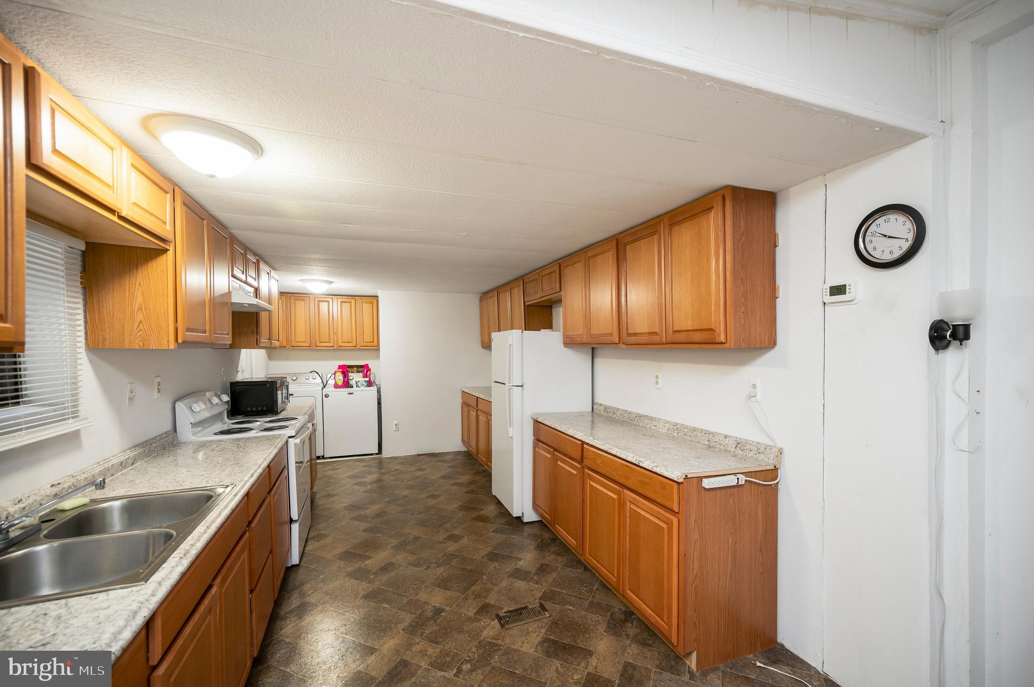4628 Partlow Road Partlow, VA 22534 - Photo 53 of 66 Kitchen with cabinets.