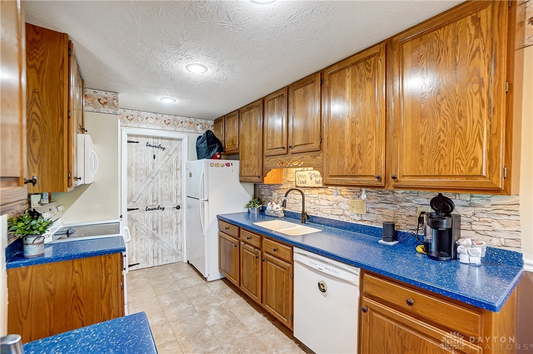 4310 Regency Ridge Court Cincinnati, OH 45248 - Photo 13 of 31 Gallery Image 13