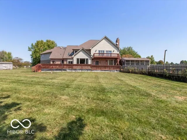 $1,500,000 | 5767 East 161st Street, Noblesville, IN 46062