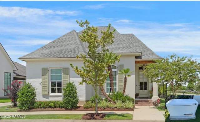 $398,000 | 313 Montego Bay Drive, Youngsville, LA 70592