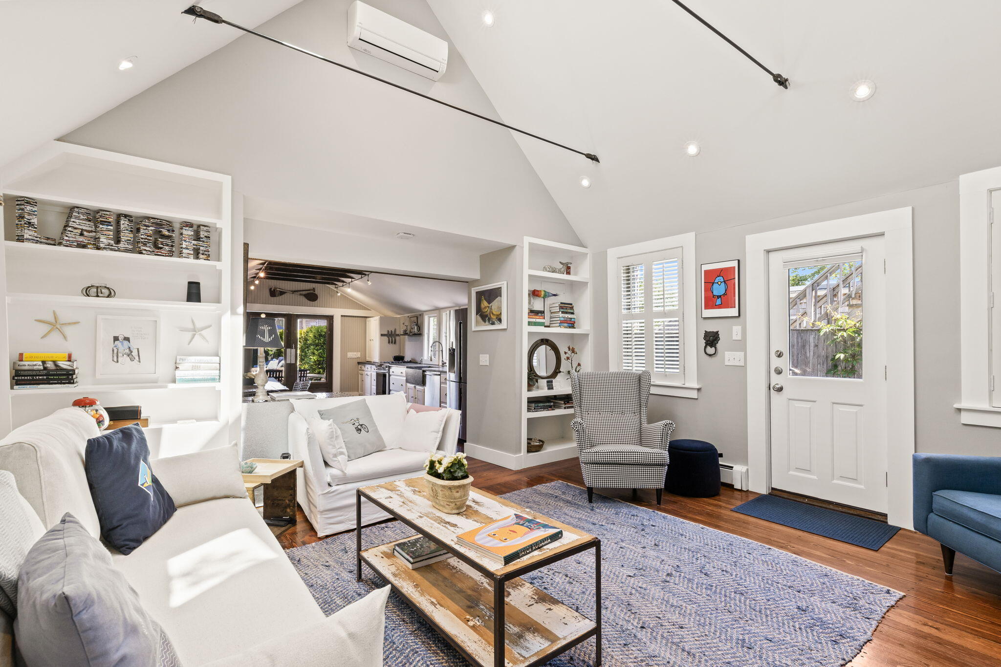 342 B Commercial Street Provincetown, MA 02657 - Photo 8 of 42 64-web-or-mls-342-commercial-st-b